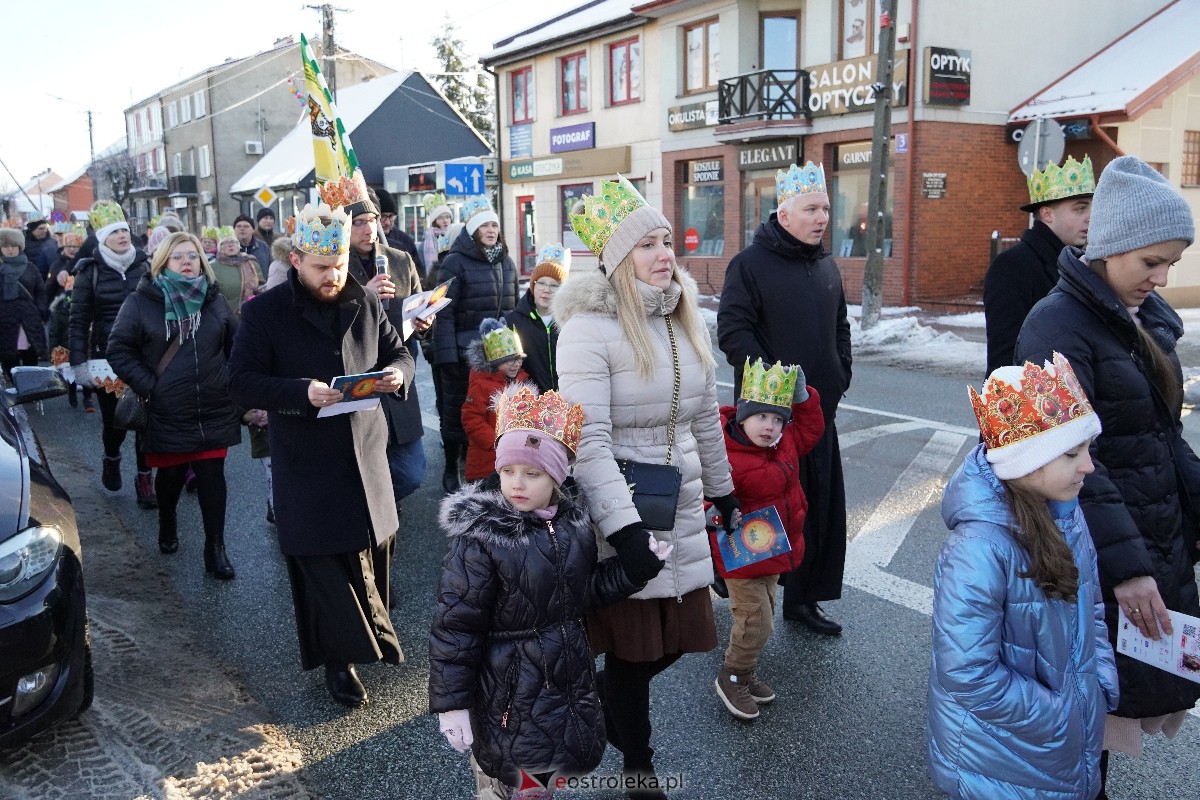 Orszak Trzech Króli w Myszyńcu [06.01.2024] - zdjęcie #97 - eOstroleka.pl