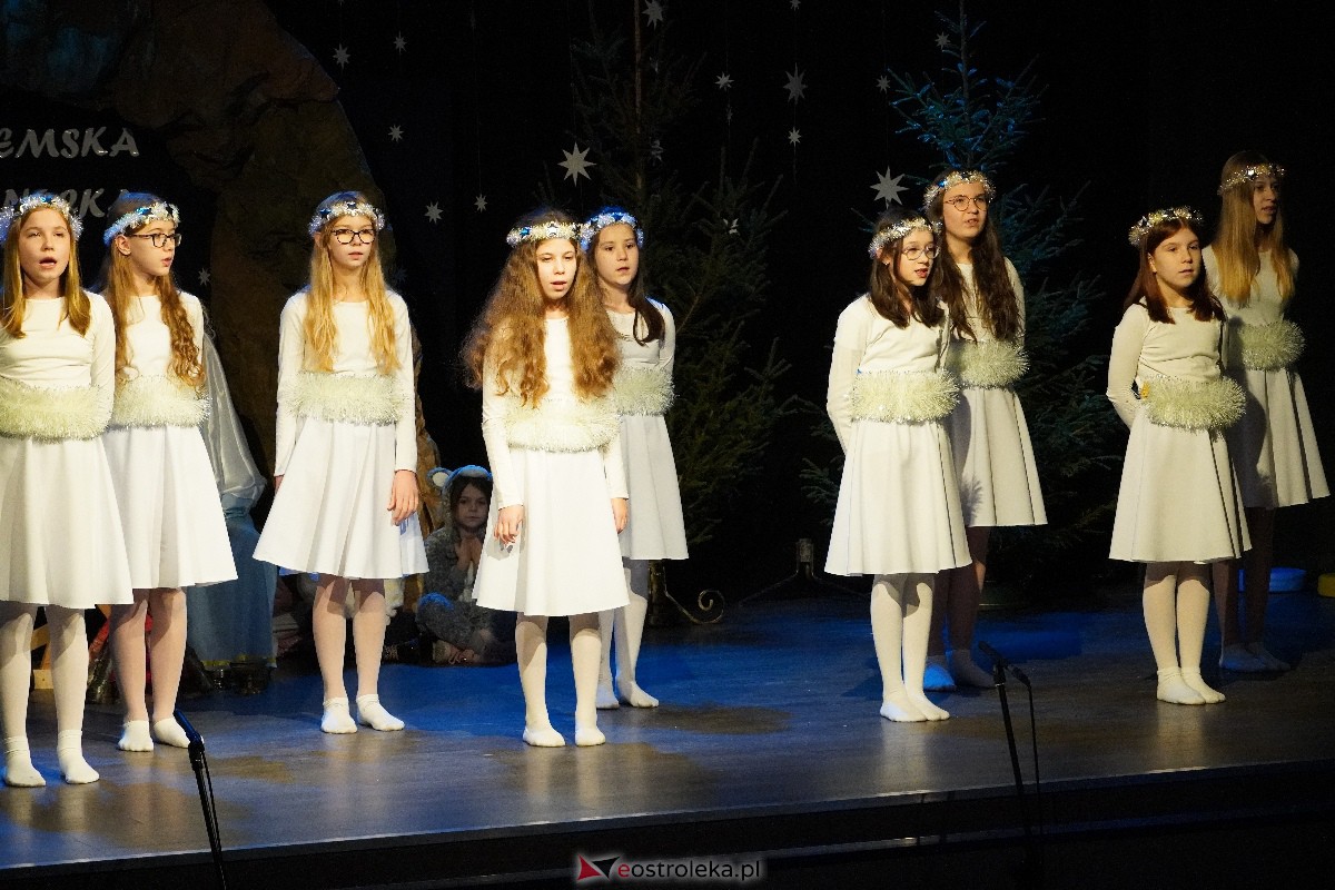 Orszak Trzech Króli w Myszyńcu [06.01.2024] - zdjęcie #70 - eOstroleka.pl