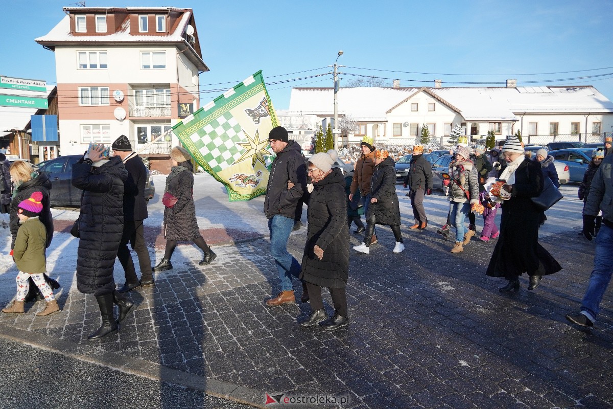 Orszak Trzech Króli w Myszyńcu [06.01.2024] - zdjęcie #56 - eOstroleka.pl