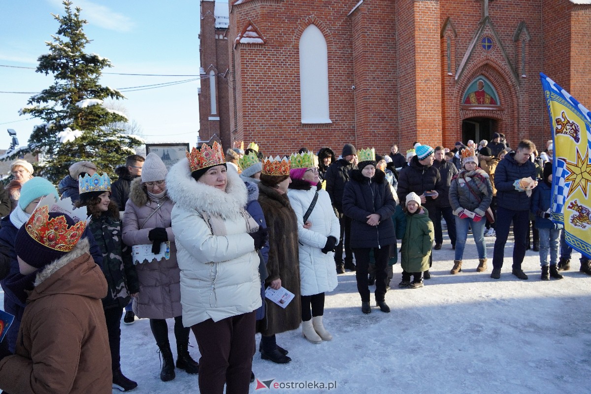 Orszak Trzech Króli w Myszyńcu [06.01.2024] - zdjęcie #40 - eOstroleka.pl
