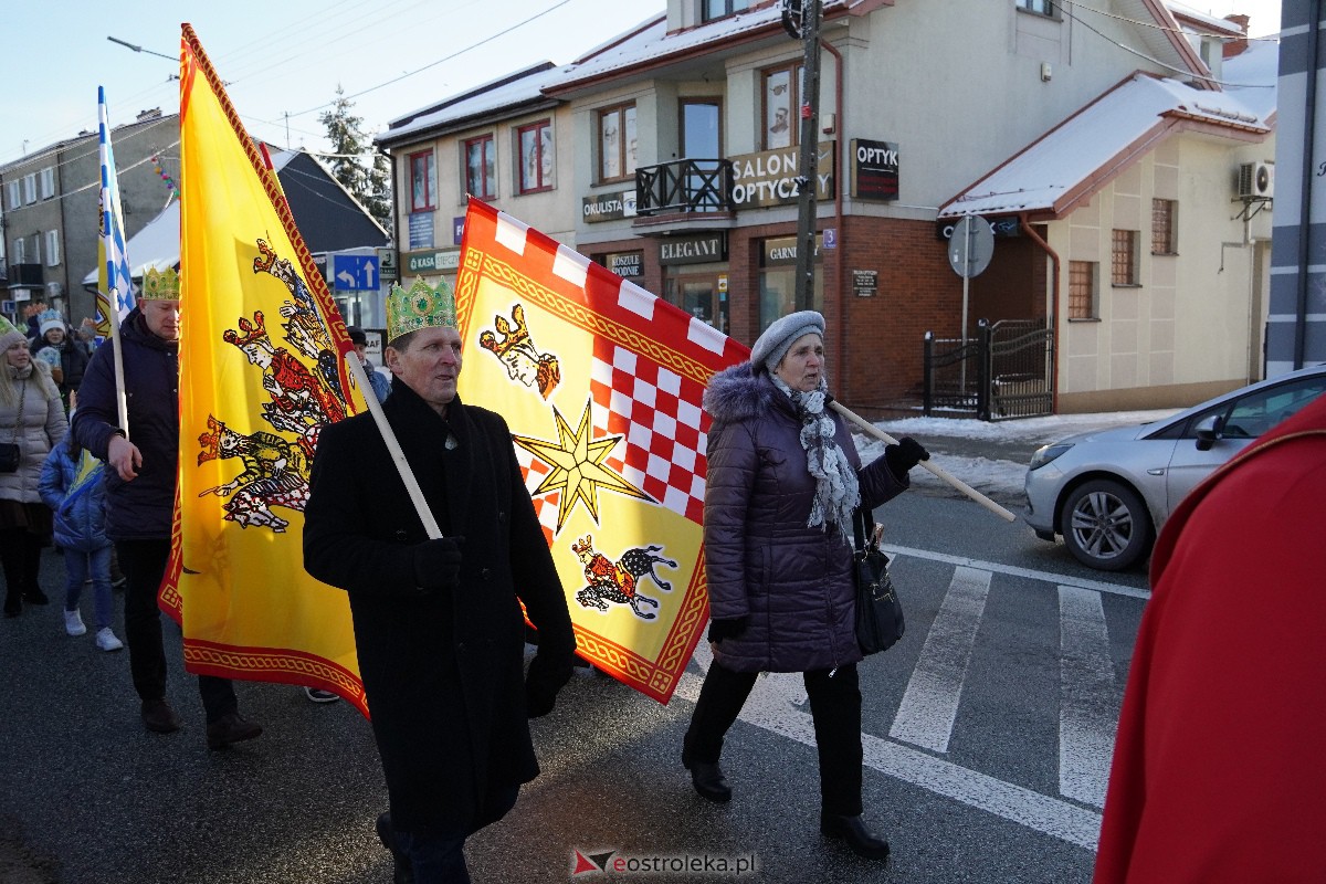 Orszak Trzech Króli w Myszyńcu [06.01.2024] - zdjęcie #38 - eOstroleka.pl