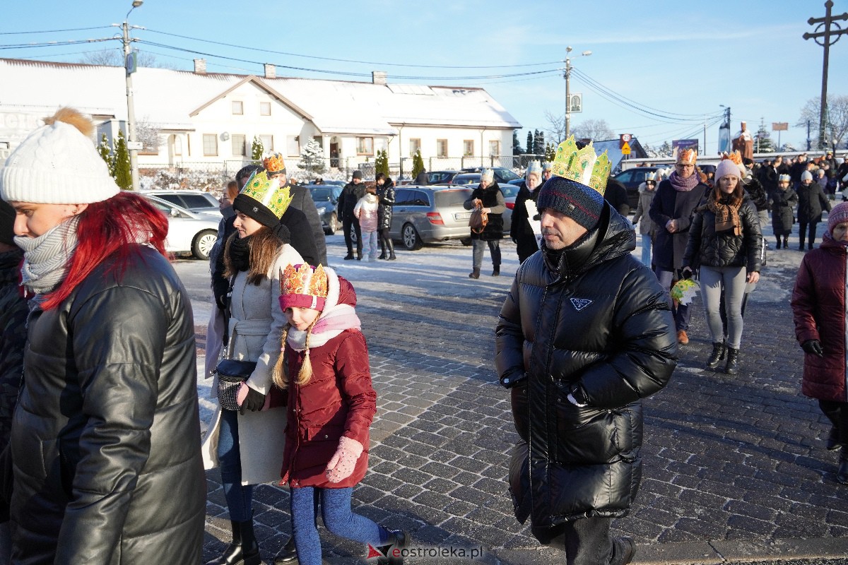 Orszak Trzech Króli w Myszyńcu [06.01.2024] - zdjęcie #36 - eOstroleka.pl