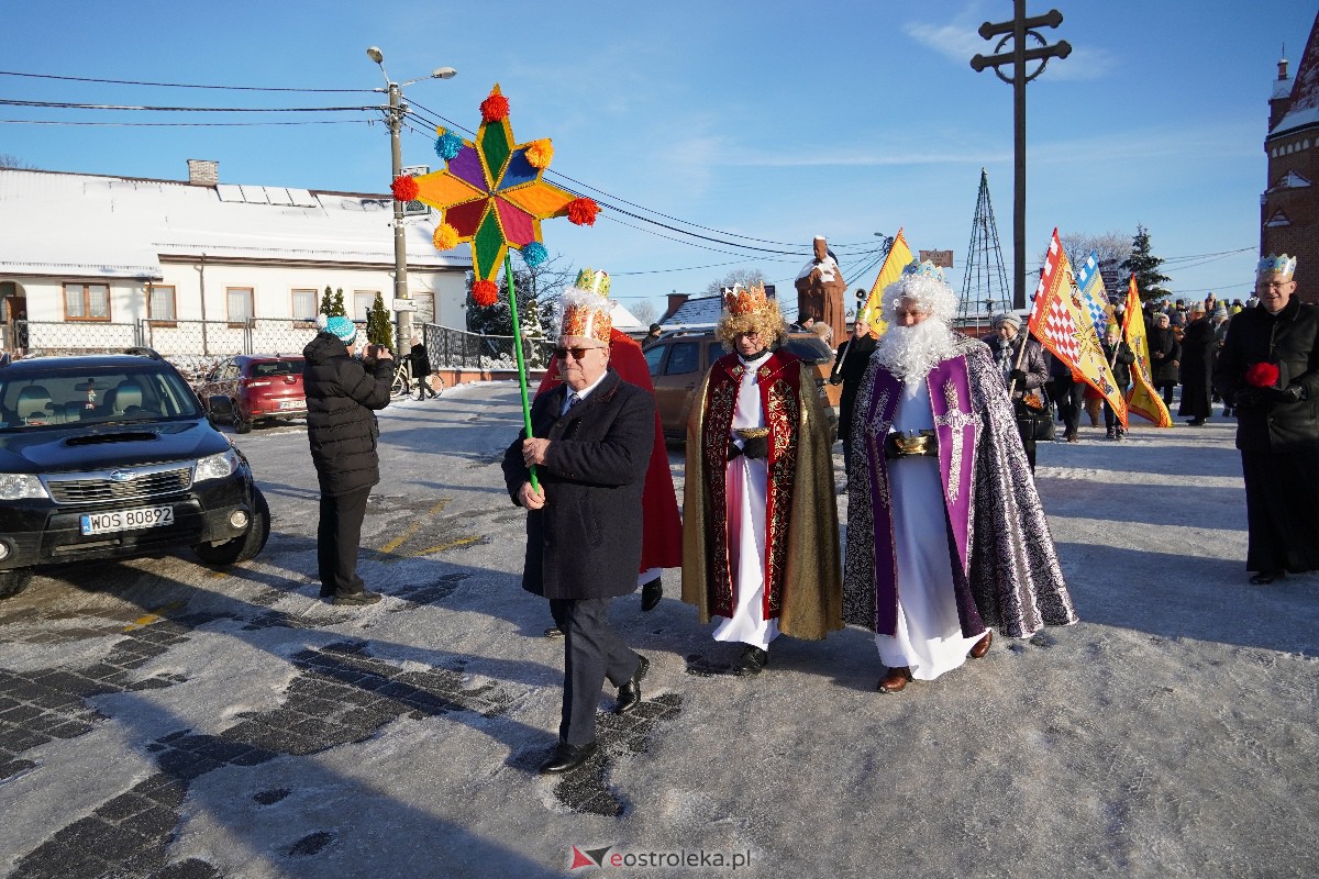 Orszak Trzech Króli w Myszyńcu [06.01.2024] - zdjęcie #34 - eOstroleka.pl