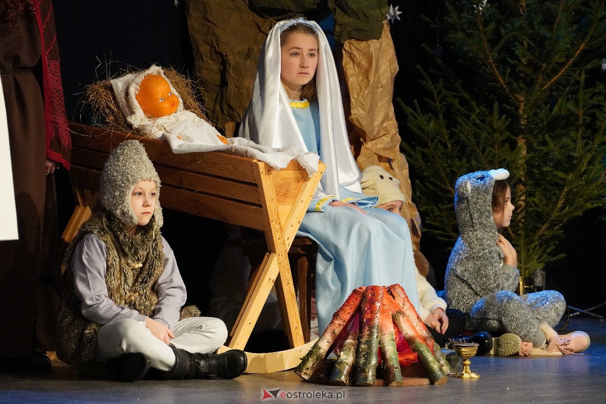 Orszak Trzech Króli w Myszyńcu [06.01.2024] - zdjęcie #167 - eOstroleka.pl