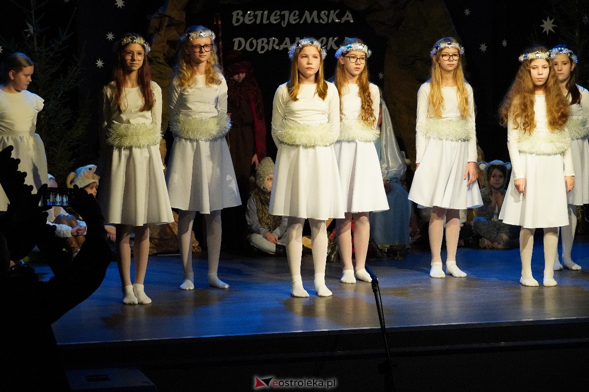 Orszak Trzech Króli w Myszyńcu [06.01.2024] - zdjęcie #157 - eOstroleka.pl