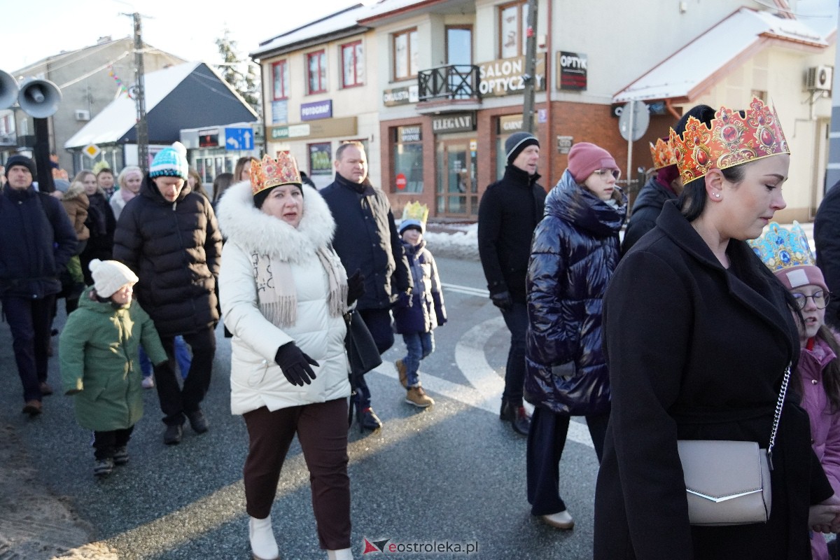 Orszak Trzech Króli w Myszyńcu [06.01.2024] - zdjęcie #87 - eOstroleka.pl