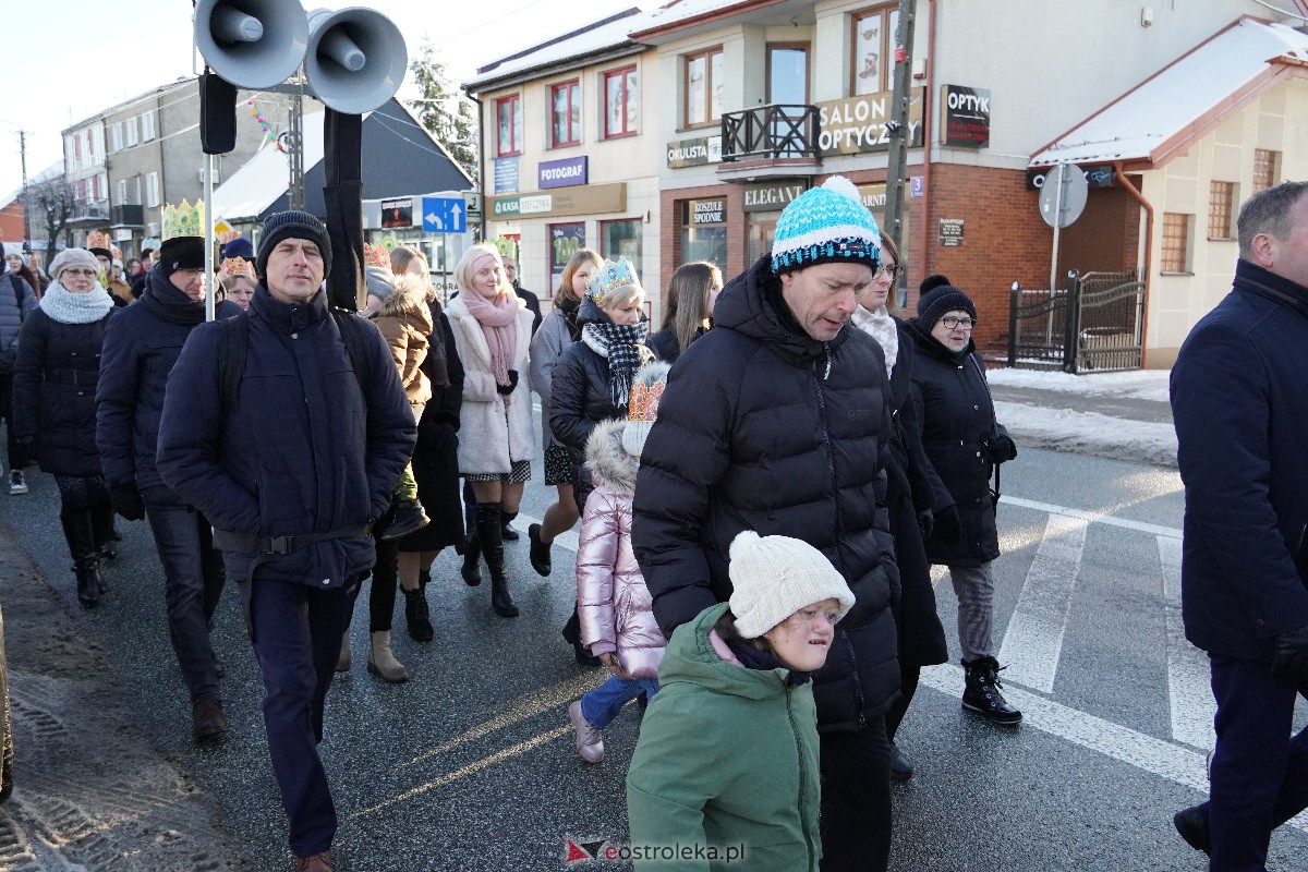 Orszak Trzech Króli w Myszyńcu [06.01.2024] - zdjęcie #58 - eOstroleka.pl