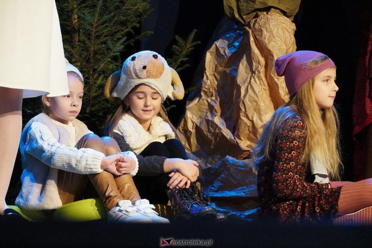 Orszak Trzech Króli w Myszyńcu [06.01.2024] - zdjęcie #53 - eOstroleka.pl