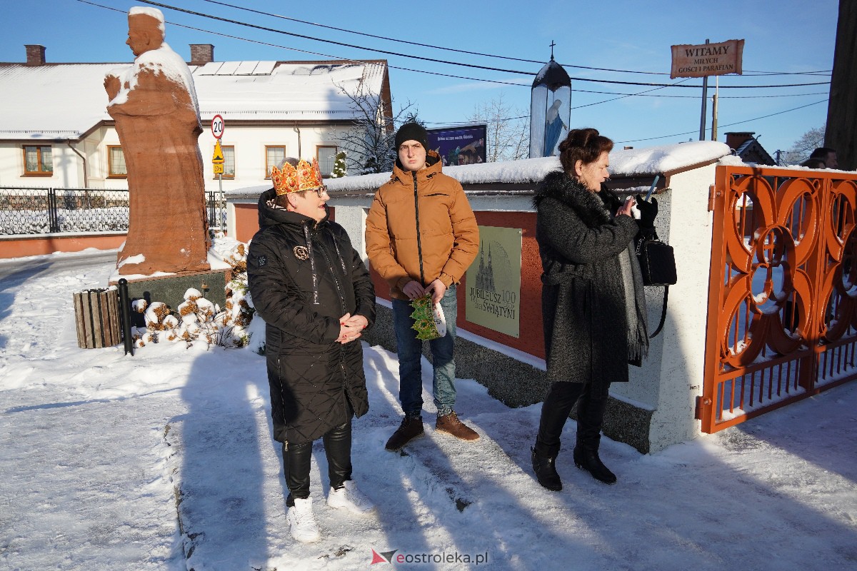 Orszak Trzech Króli w Myszyńcu [06.01.2024] - zdjęcie #41 - eOstroleka.pl