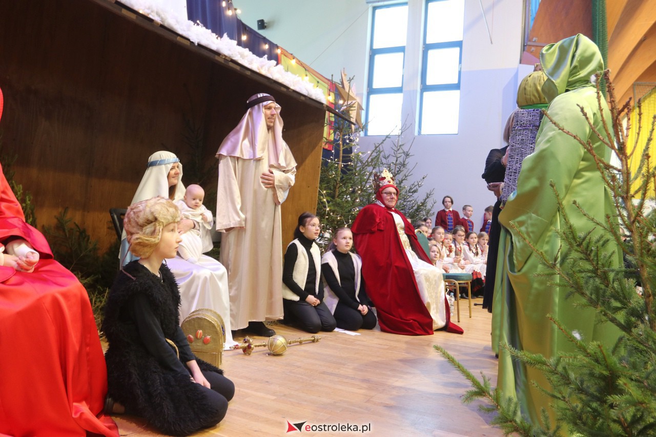 Orszak Trzech Króli 2024 w Ostrołęce [06.01.2024] - zdjęcie #143 - eOstroleka.pl