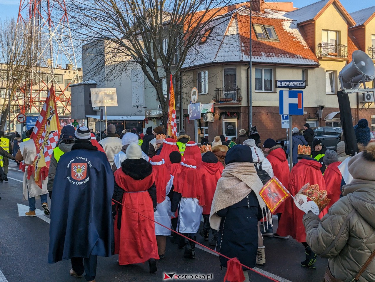 Orszak Trzech Króli 2024 w Ostrołęce [06.01.2024] - zdjęcie #107 - eOstroleka.pl