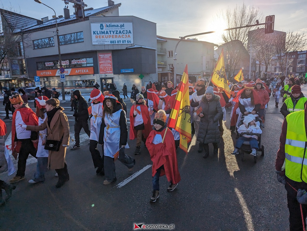 Orszak Trzech Króli 2024 w Ostrołęce [06.01.2024] - zdjęcie #96 - eOstroleka.pl