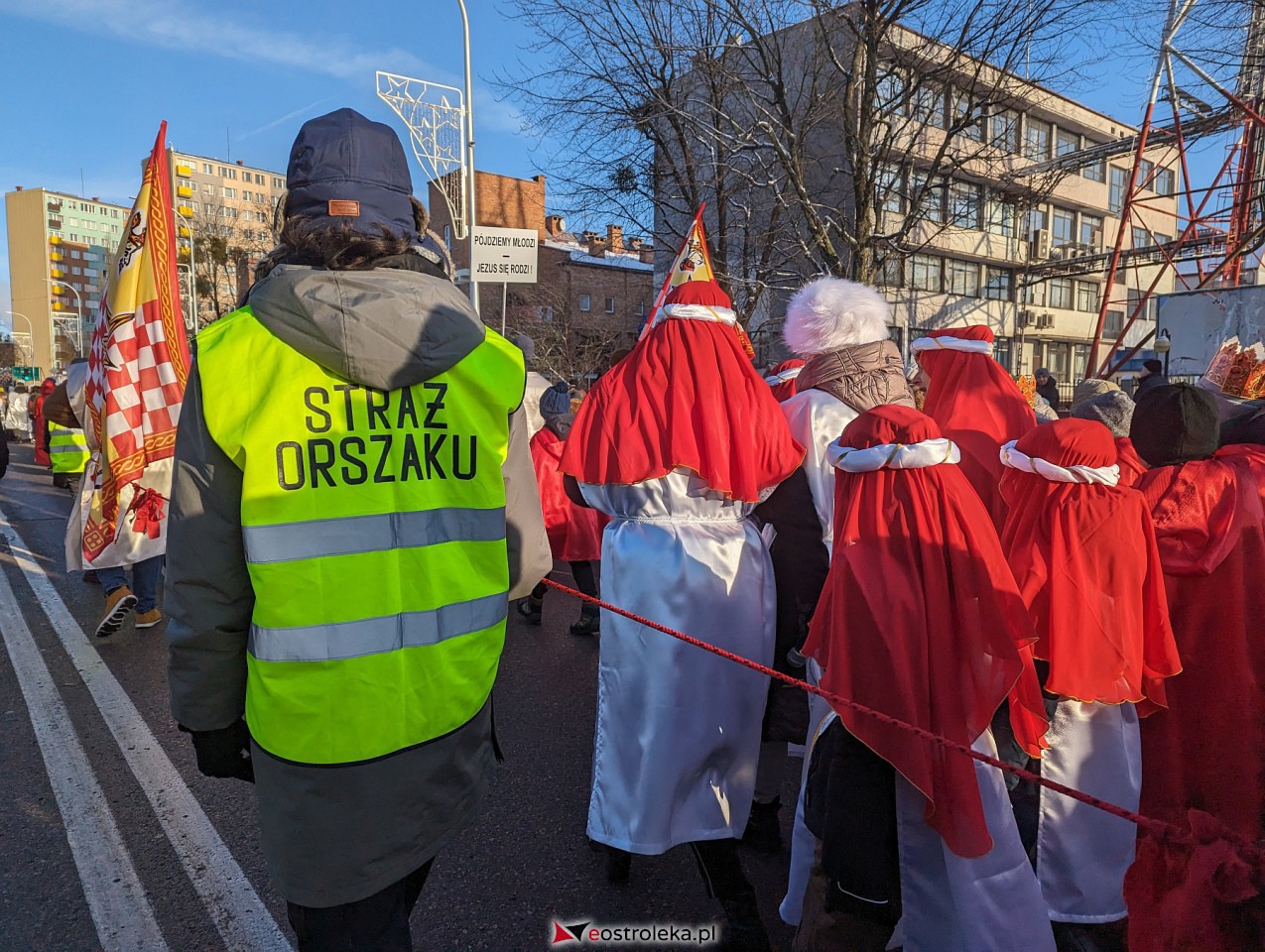 Orszak Trzech Króli 2024 w Ostrołęce [06.01.2024] - zdjęcie #95 - eOstroleka.pl
