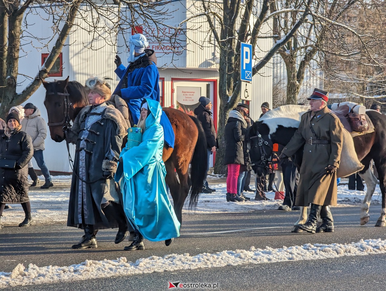 Orszak Trzech Króli 2024 w Ostrołęce [06.01.2024] - zdjęcie #78 - eOstroleka.pl