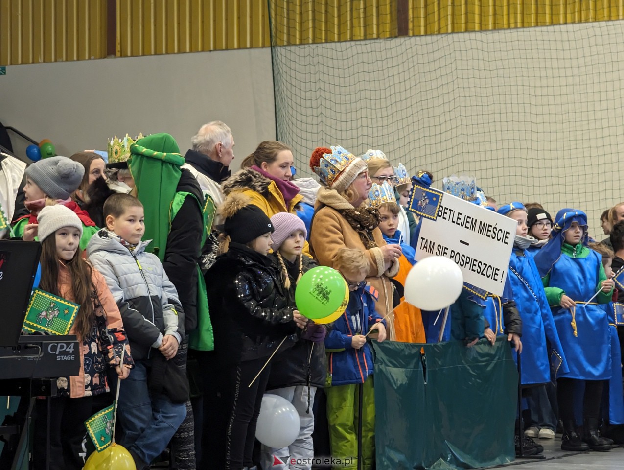 Orszak Trzech Króli 2024 w Ostrołęce [06.01.2024] - zdjęcie #20 - eOstroleka.pl