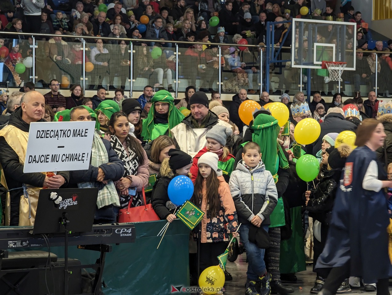 Orszak Trzech Króli 2024 w Ostrołęce [06.01.2024] - zdjęcie #15 - eOstroleka.pl