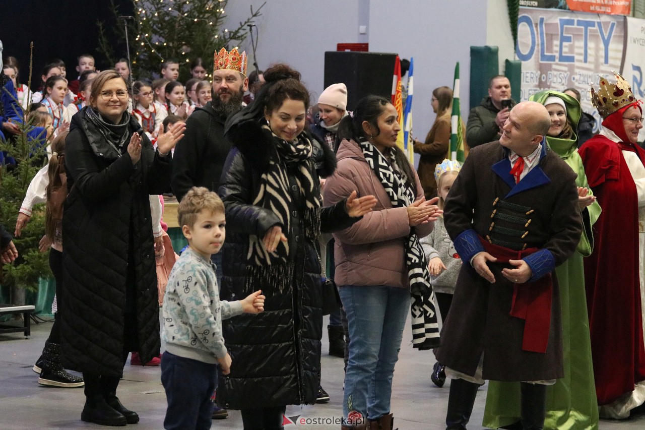 Polonez na finał Orszaku Trzech Króli 2024 [06.01.2024] - zdjęcie #23 - eOstroleka.pl