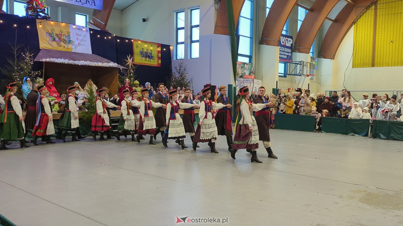 Polonez na finał Orszaku Trzech Króli 2024 [06.01.2024] - zdjęcie #20 - eOstroleka.pl