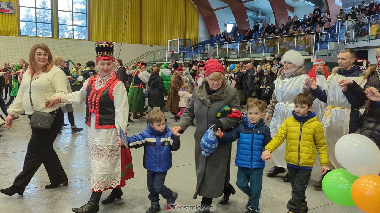 Polonez na finał Orszaku Trzech Króli 2024 [06.01.2024] - zdjęcie #4 - eOstroleka.pl
