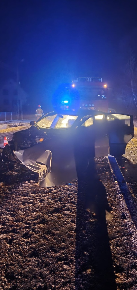 Dachowanie w Żabinie [11.01.2024] - zdjęcie #2 - eOstroleka.pl