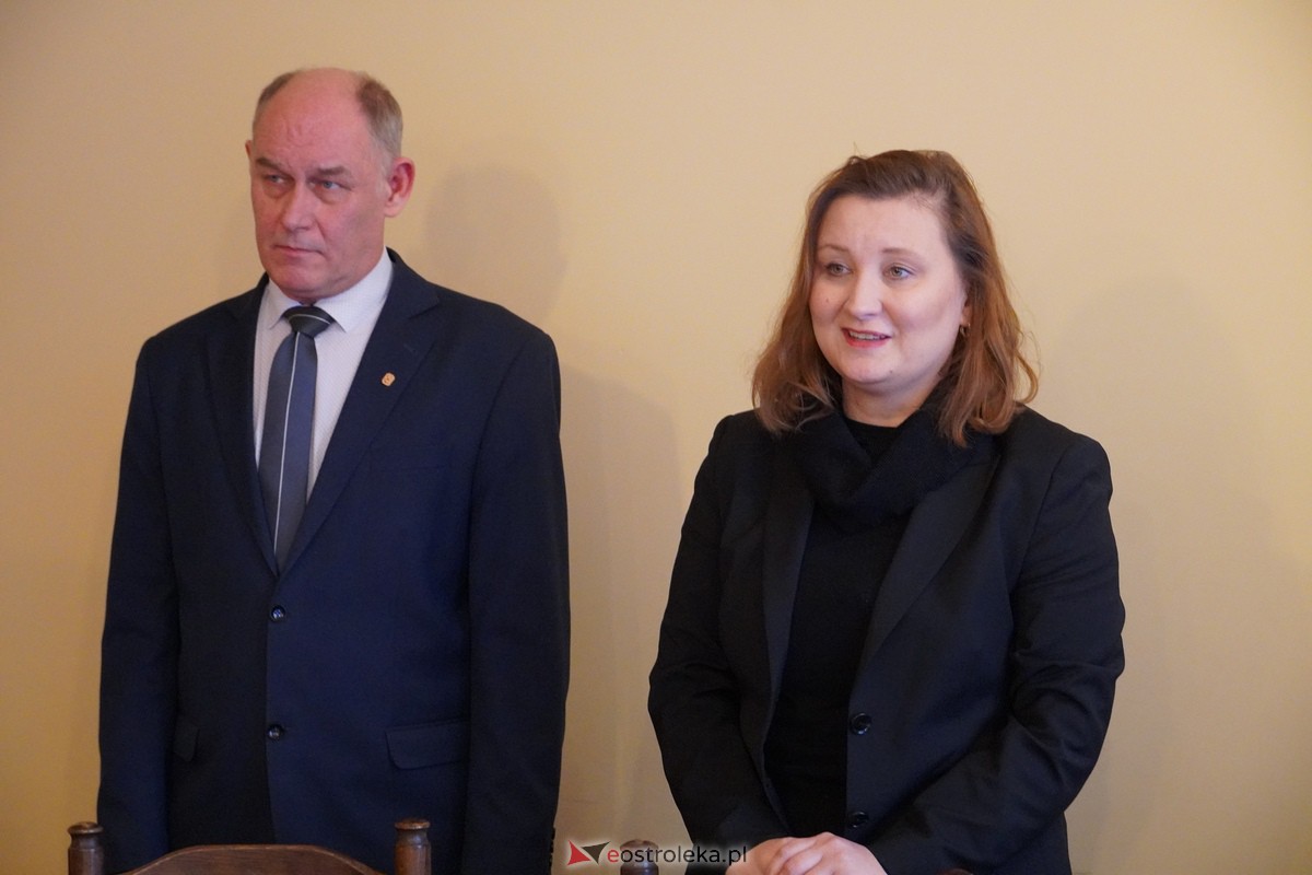 Spotkanie z sekretarz stanu MEN Pauliną Piechną-Więckiewicz w ZNP w Ostrołęce [12.01.2024] - zdjęcie #19 - eOstroleka.pl