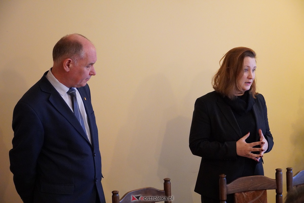 Spotkanie z sekretarz stanu MEN Pauliną Piechną-Więckiewicz w ZNP w Ostrołęce [12.01.2024] - zdjęcie #5 - eOstroleka.pl