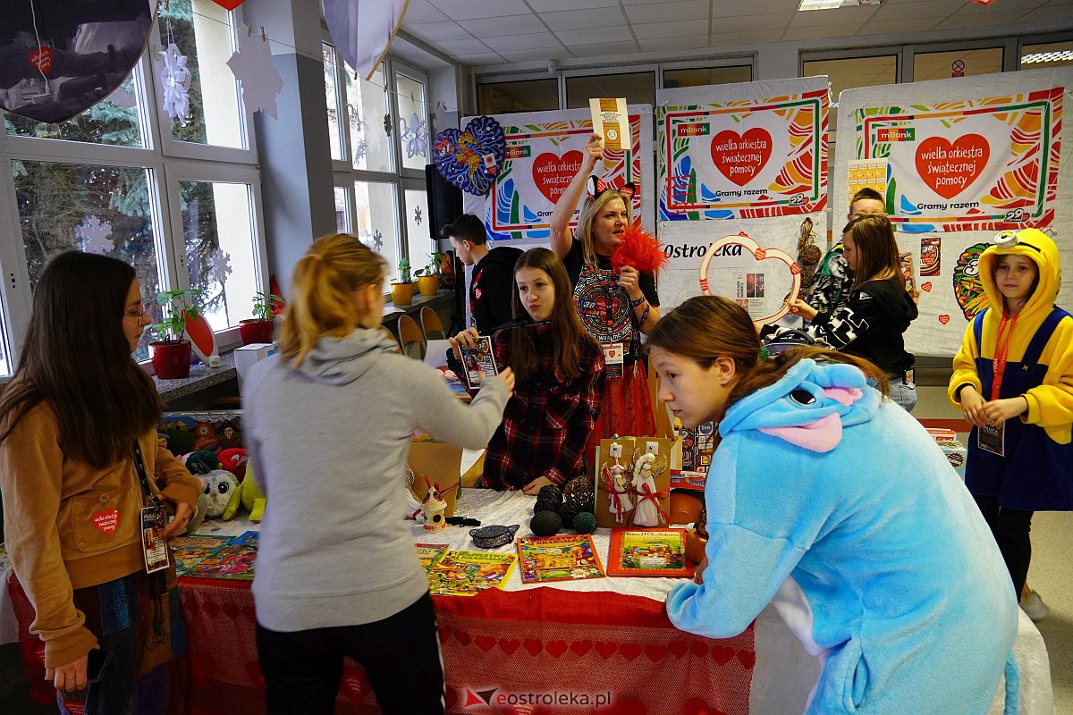 Mały finał WOŚP w SP nr 5 [12.01.2024] - zdjęcie #60 - eOstroleka.pl