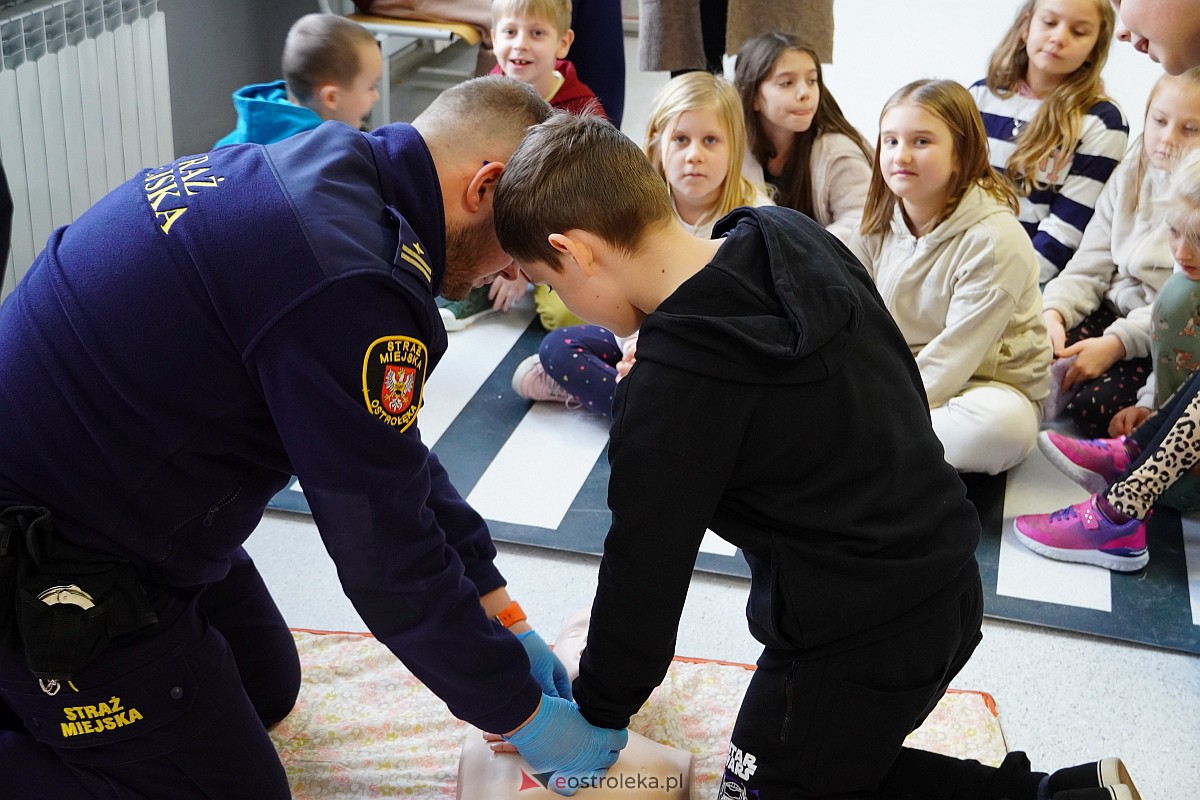 Mały finał WOŚP w SP nr 5 [12.01.2024] - zdjęcie #38 - eOstroleka.pl