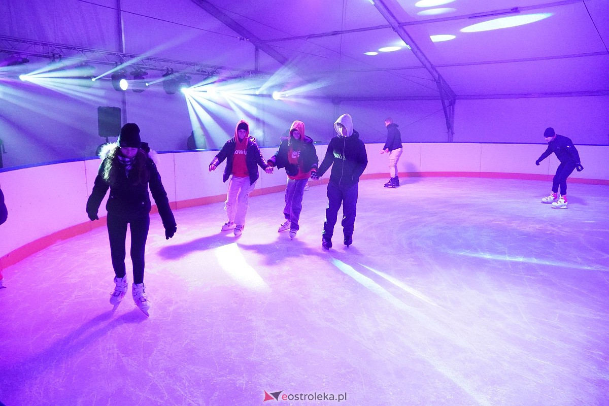 Otwarcie lodowiska w Ostrołęce [12.01.2024] - zdjęcie #23 - eOstroleka.pl