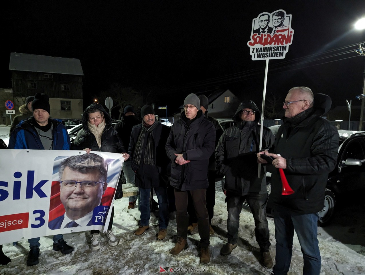 Manifestacja w Przytułach Starych w solidarności z Maciejem Wąsikiem [12.01.2023] - zdjęcie #16 - eOstroleka.pl