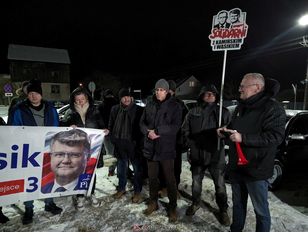 Manifestacja w Przytułach Starych w solidarności z Maciejem Wąsikiem [12.01.2023] - zdjęcie #31 - eOstroleka.pl