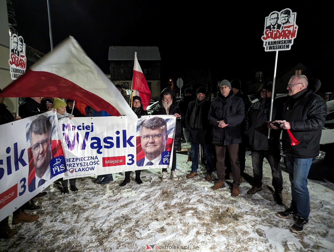 Manifestacja w Przytułach Starych w solidarności z Maciejem Wąsikiem [12.01.2023] - zdjęcie #28 - eOstroleka.pl