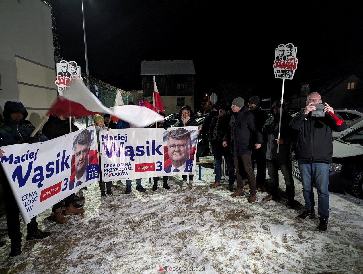 Manifestacja w Przytułach Starych w solidarności z Maciejem Wąsikiem [12.01.2023] - zdjęcie #21 - eOstroleka.pl