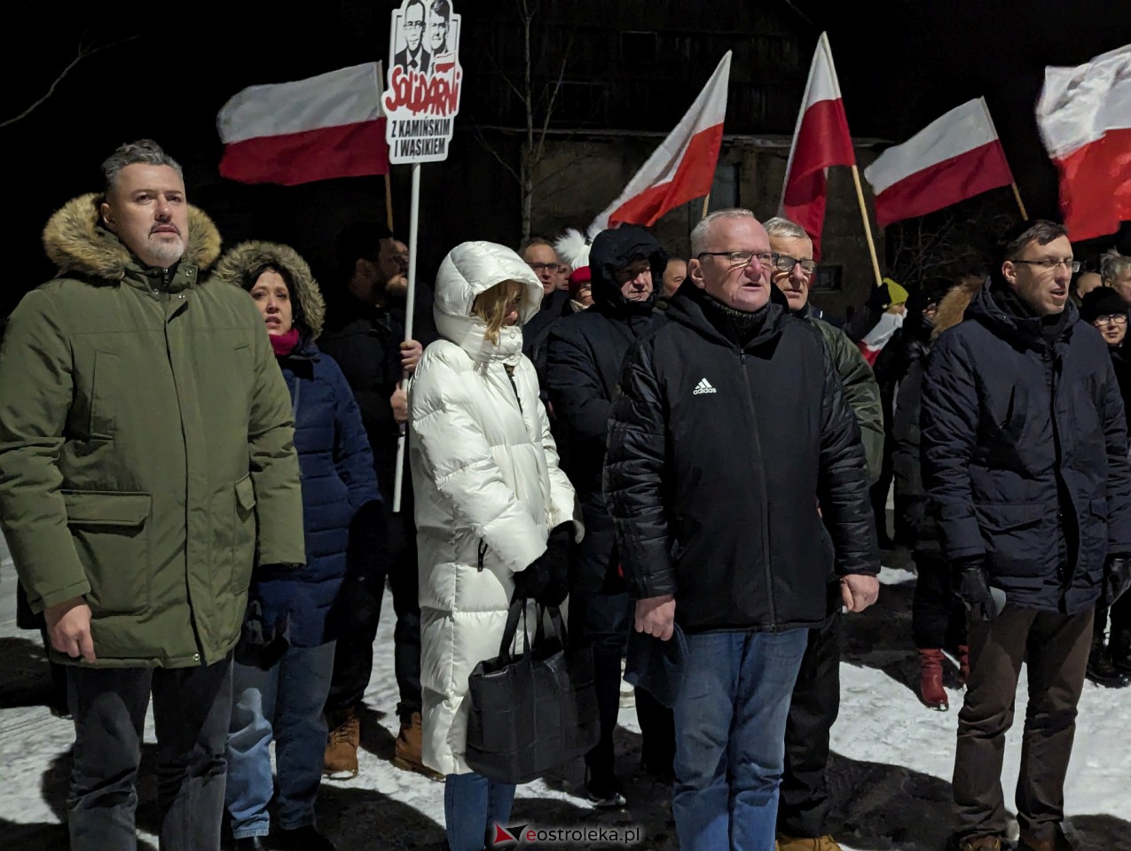 Manifestacja w Przytułach Starych w solidarności z Maciejem Wąsikiem [12.01.2023] - zdjęcie #39 - eOstroleka.pl