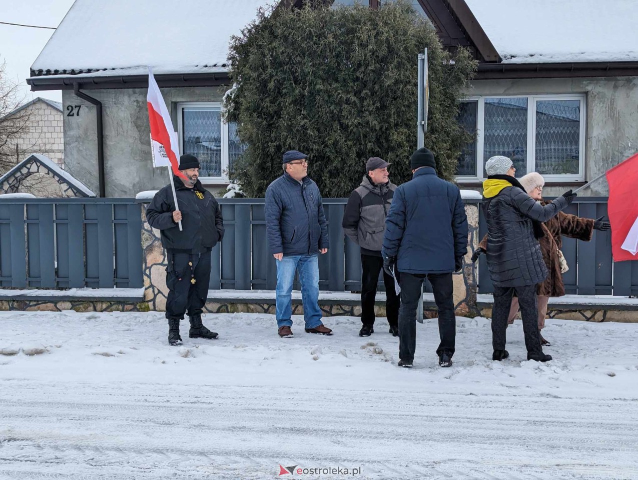 Manifestacje dla M. Wąsika przed ZK Przytuły Stare [13.01.2023] - zdjęcie #98 - eOstroleka.pl