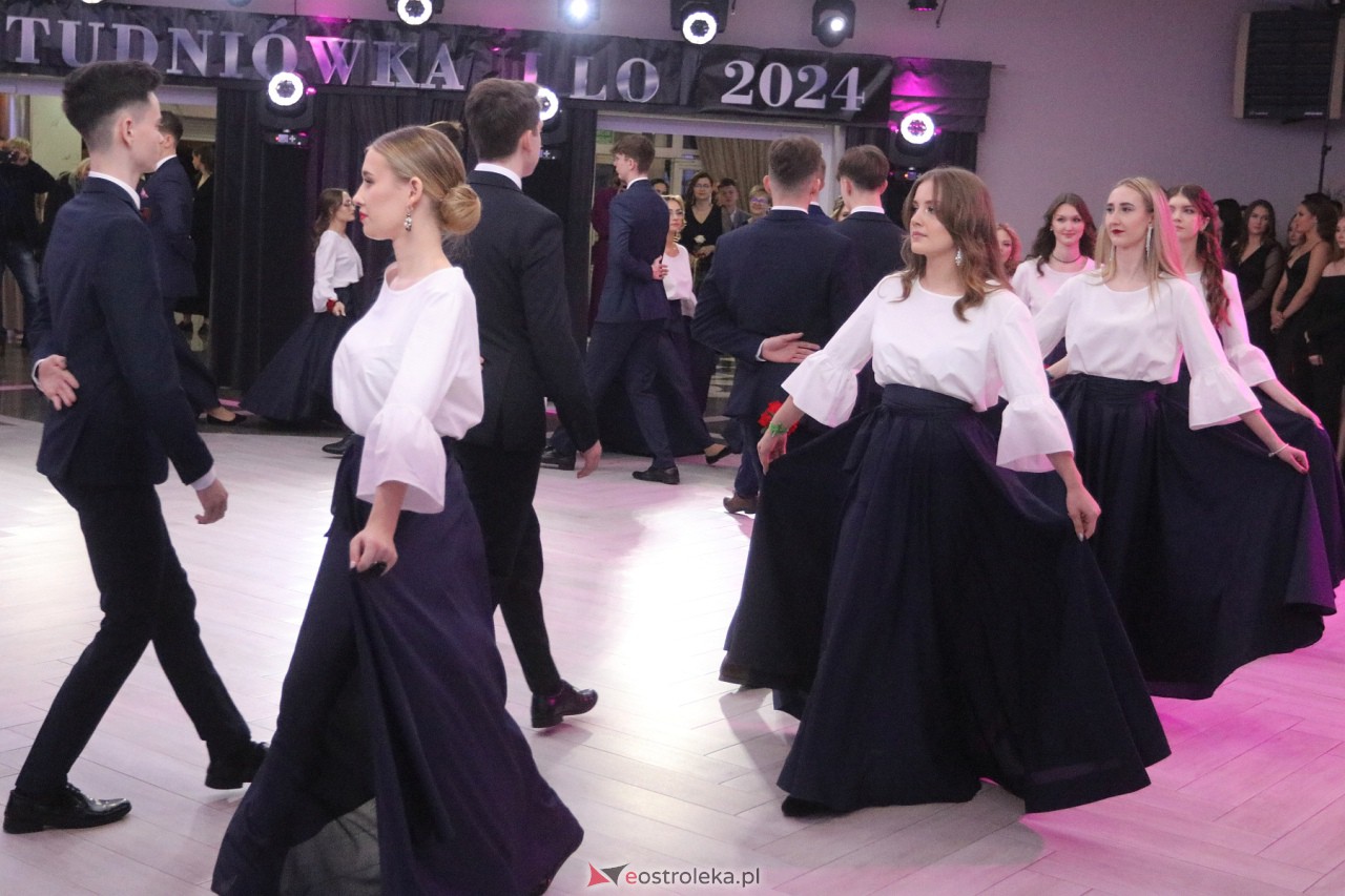 Studniówka 2024 I LO w Ostrołęce [13.01.2024] - zdjęcie #224 - eOstroleka.pl