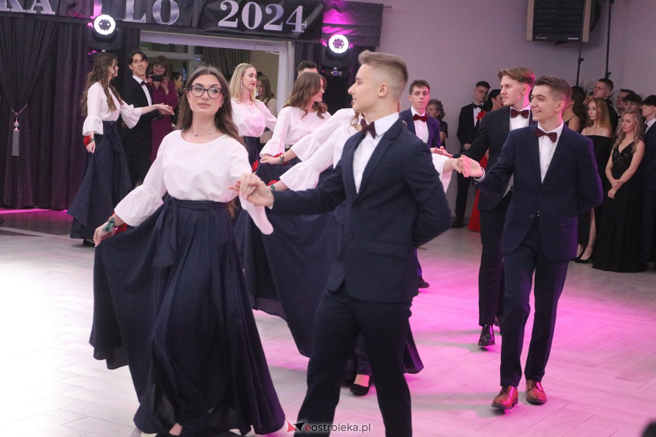 Studniówka 2024 I LO w Ostrołęce [13.01.2024] - zdjęcie #219 - eOstroleka.pl