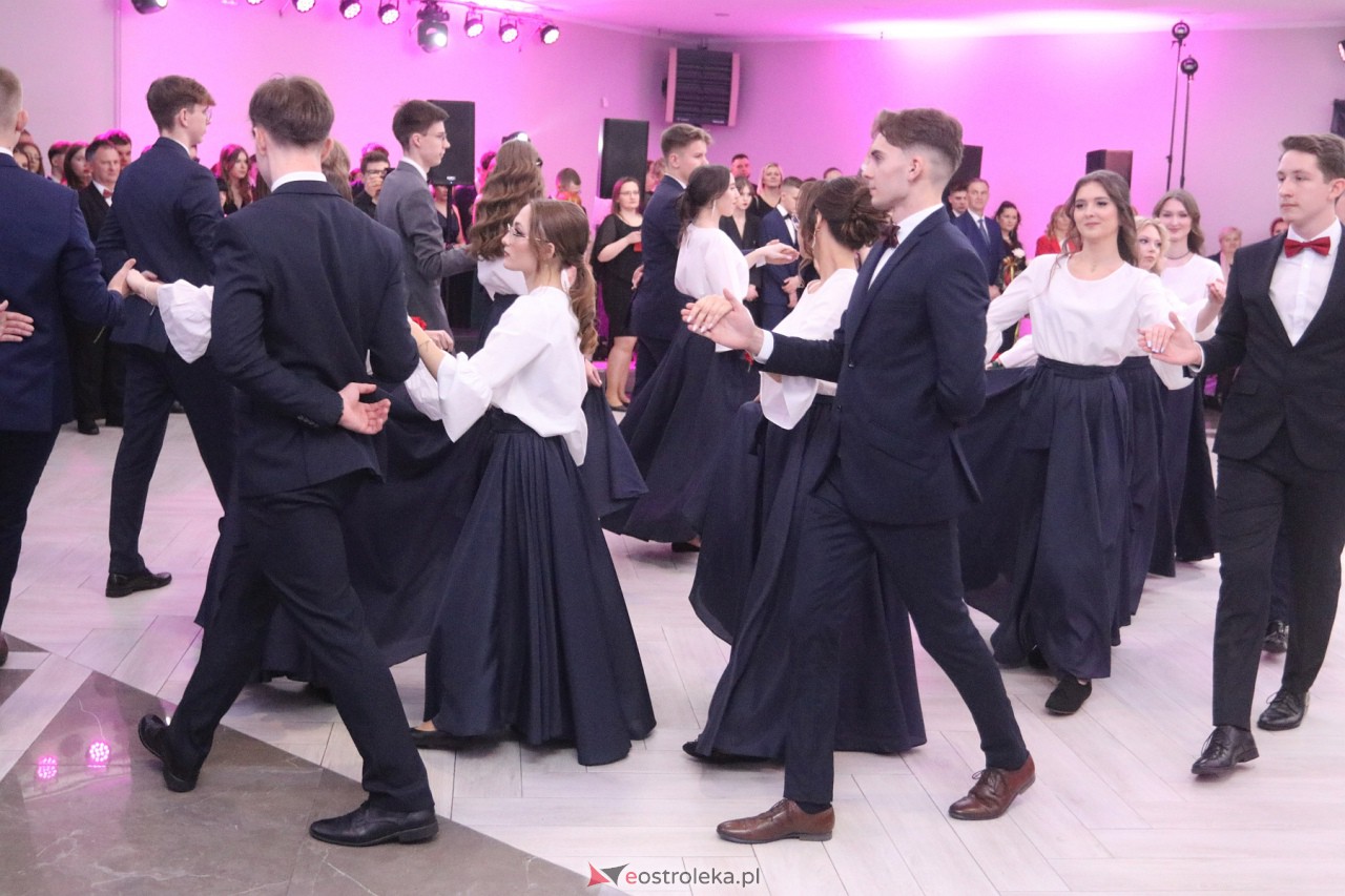 Studniówka 2024 I LO w Ostrołęce [13.01.2024] - zdjęcie #201 - eOstroleka.pl