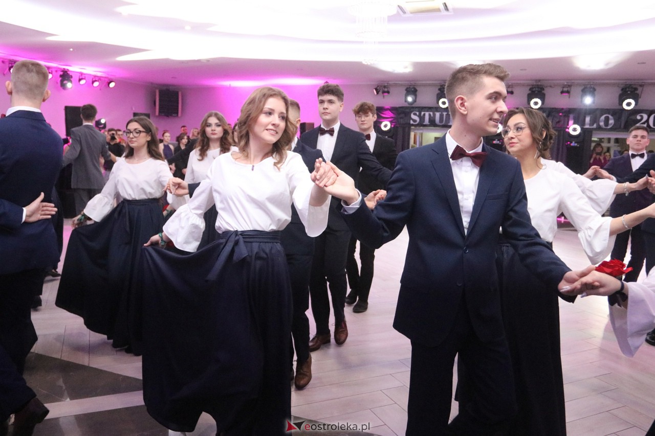 Studniówka 2024 I LO w Ostrołęce [13.01.2024] - zdjęcie #182 - eOstroleka.pl
