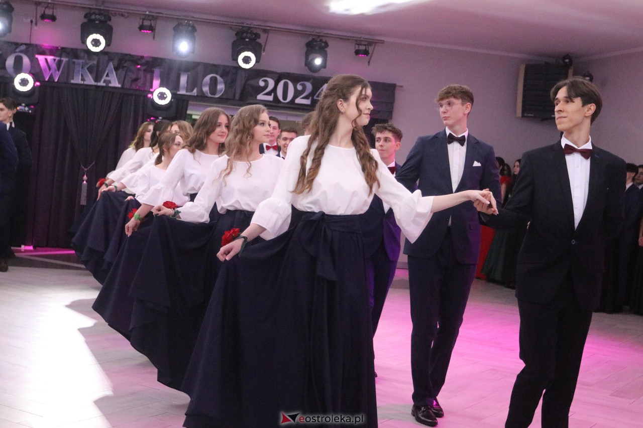 Studniówka 2024 I LO w Ostrołęce [13.01.2024] - zdjęcie #165 - eOstroleka.pl