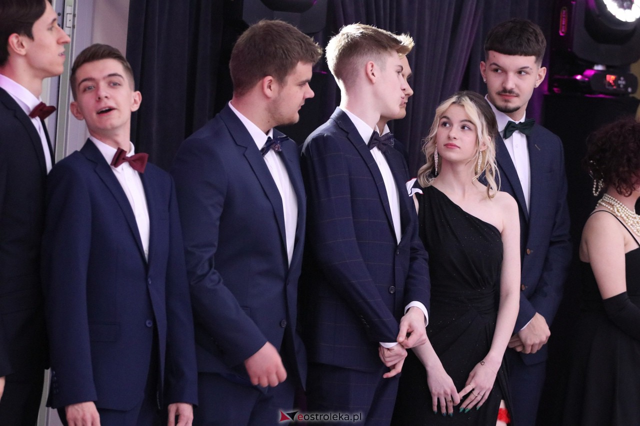 Studniówka 2024 I LO w Ostrołęce [13.01.2024] - zdjęcie #78 - eOstroleka.pl