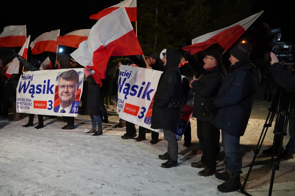 Protest przed ZK w Przytułach Starych [13.01.2024] - zdjęcie #4 - eOstroleka.pl