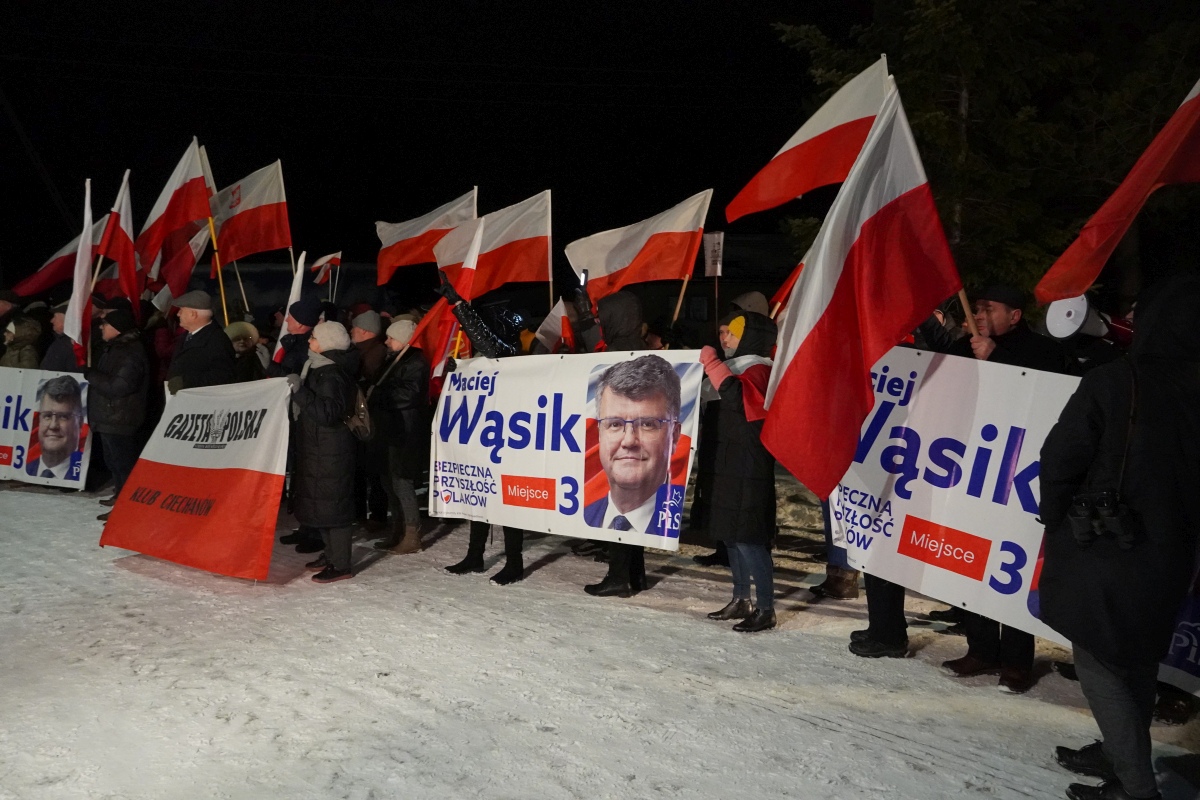 Protest przed ZK w Przytułach Starych [13.01.2024] - zdjęcie #6 - eOstroleka.pl