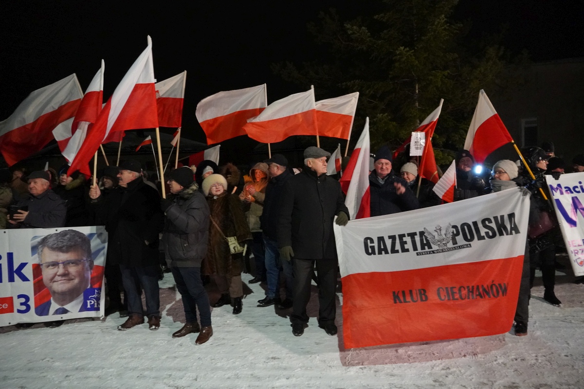 Protest przed ZK w Przytułach Starych [13.01.2024] - zdjęcie #21 - eOstroleka.pl
