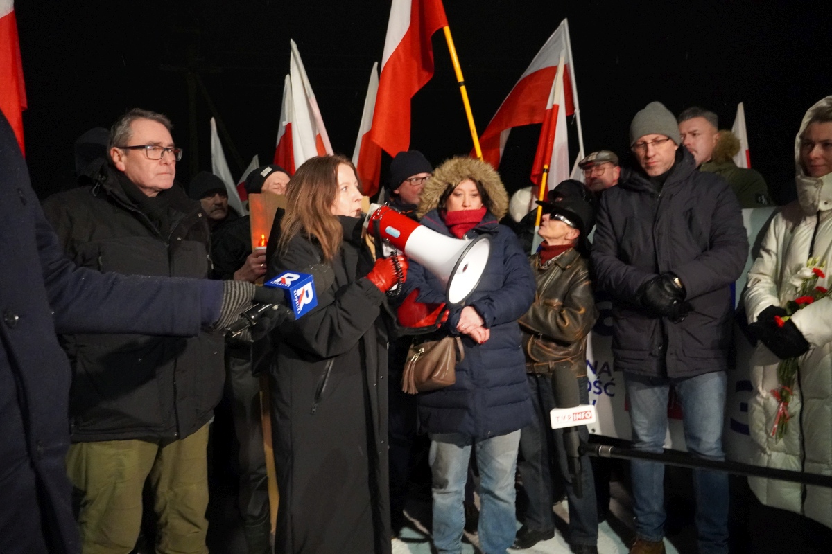 Protest przed ZK w Przytułach Starych [13.01.2024] - zdjęcie #32 - eOstroleka.pl