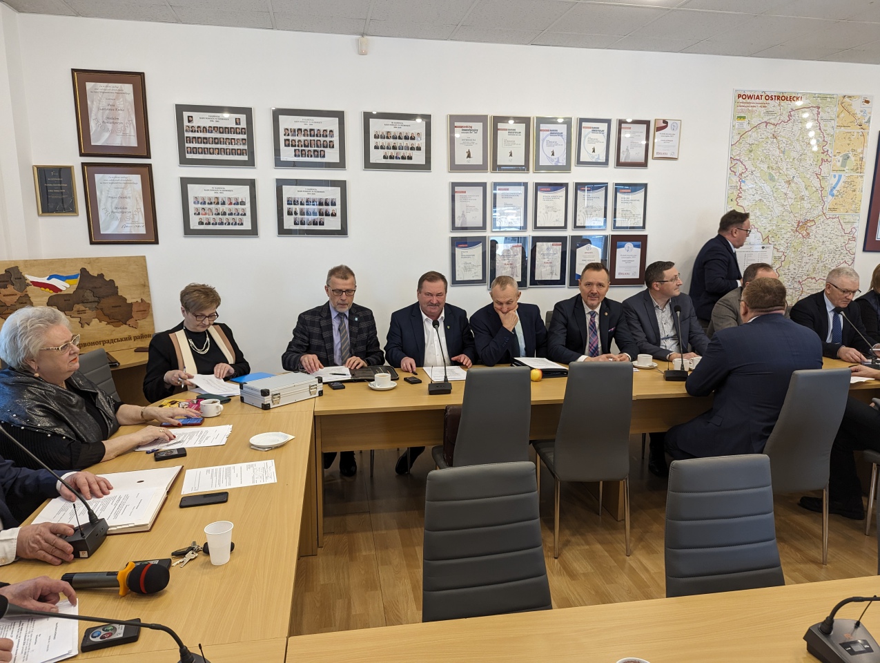 Sesja rady powiatu [15.01.2024] - zdjęcie #11 - eOstroleka.pl