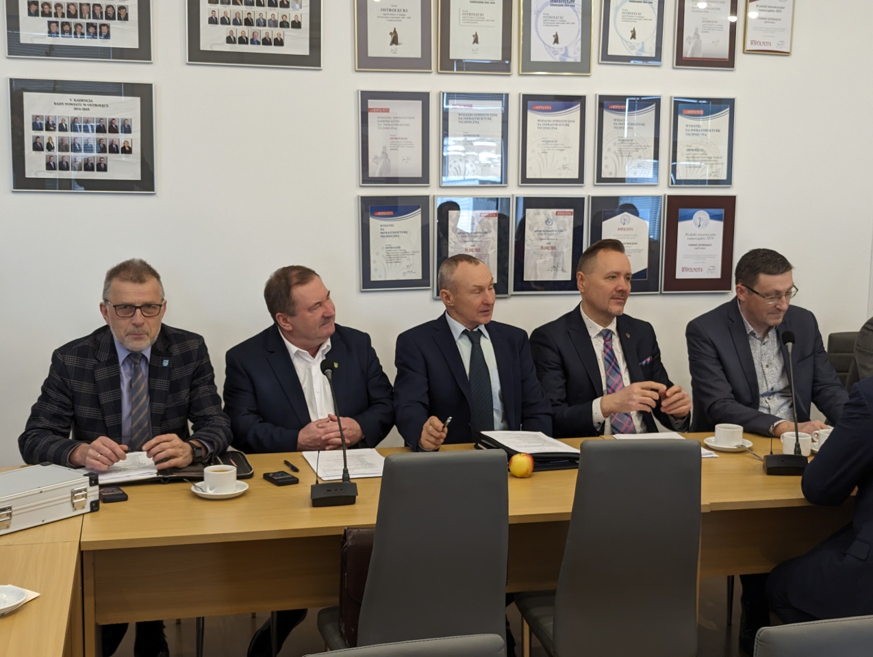 Sesja rady powiatu [15.01.2024] - zdjęcie #10 - eOstroleka.pl