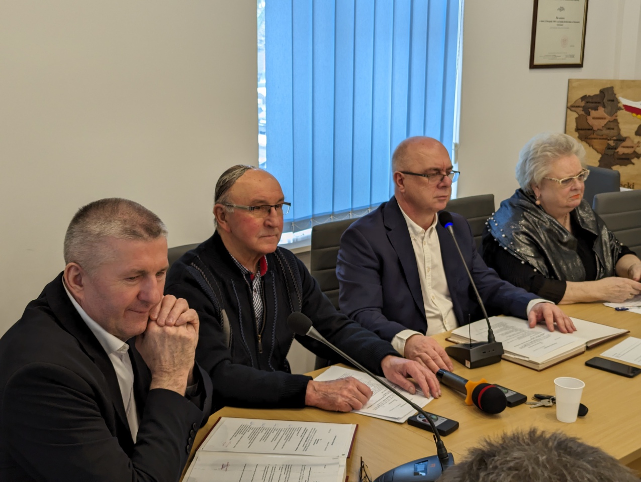 Sesja rady powiatu [15.01.2024] - zdjęcie #9 - eOstroleka.pl