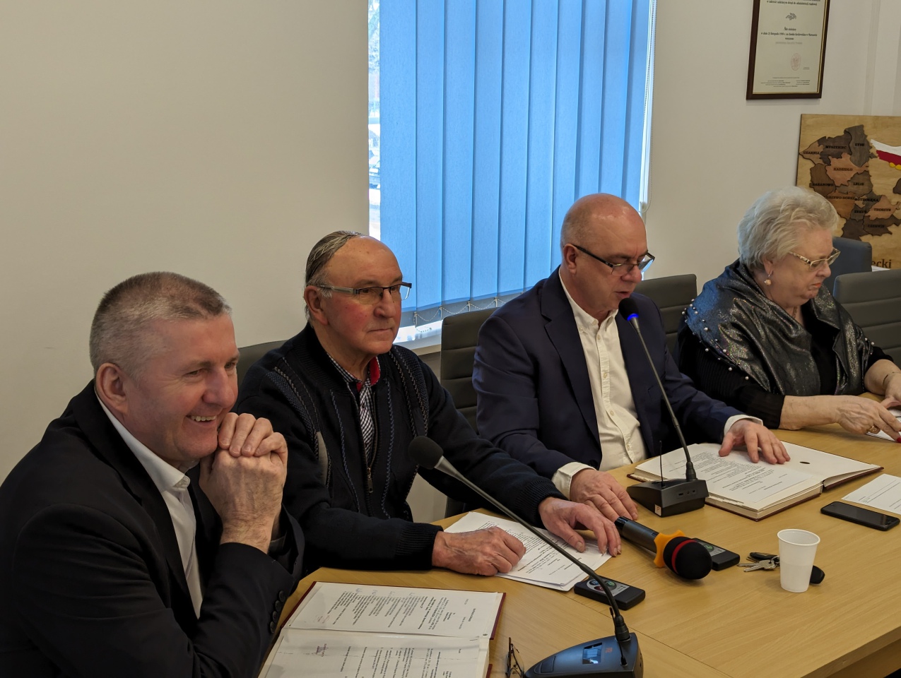 Sesja rady powiatu [15.01.2024] - zdjęcie #8 - eOstroleka.pl