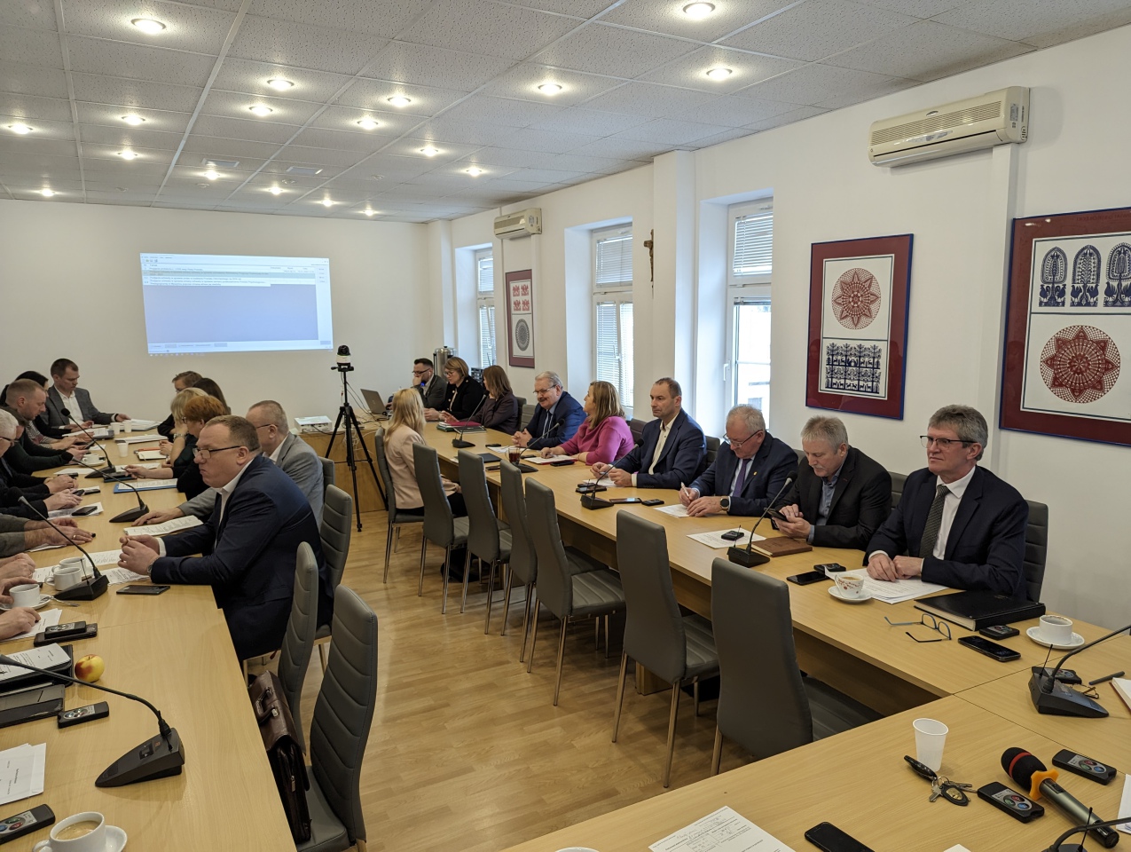 Sesja rady powiatu [15.01.2024] - zdjęcie #20 - eOstroleka.pl